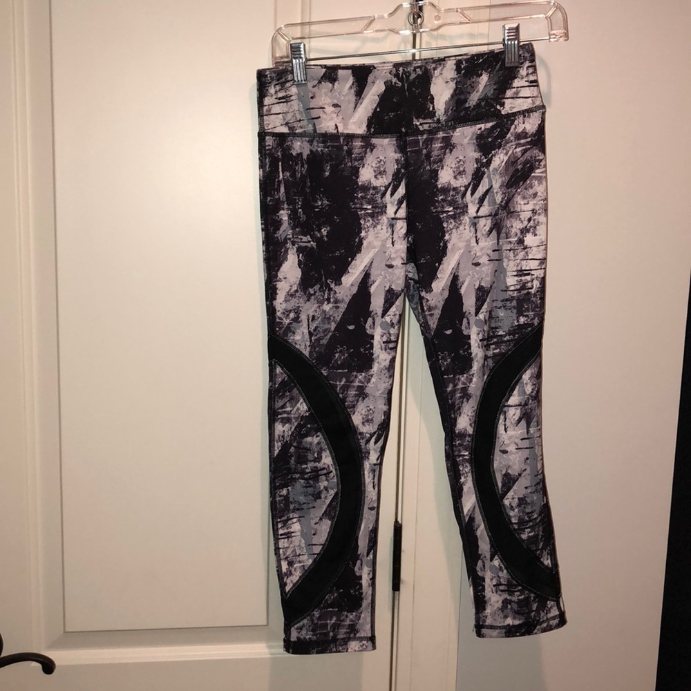Etiquette Boutique Leggings, NEVER WORN!